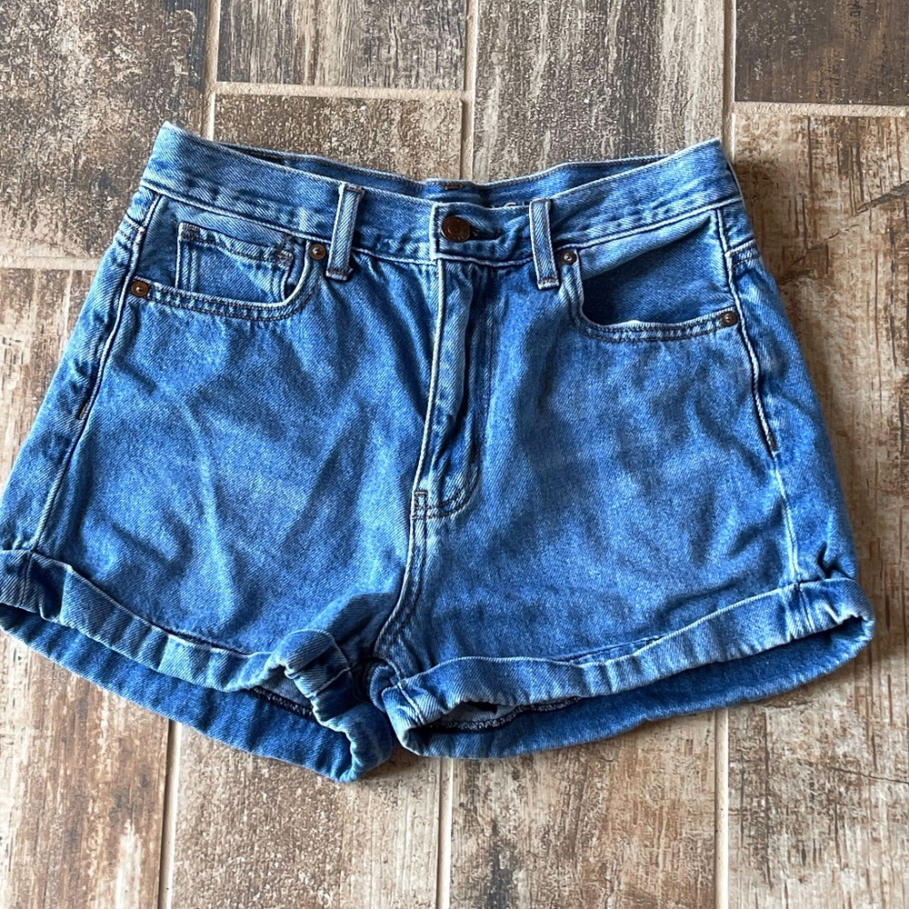 American Eagle Mom Shorts